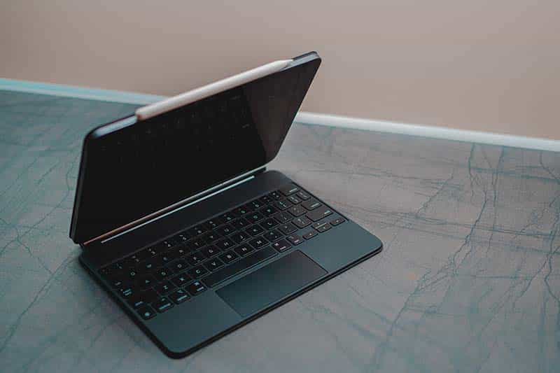 Magic keyboard review of the keyboard